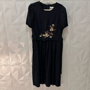Peri Petites Black Embroidered Dress Vintage Formal Made In USA Size 12